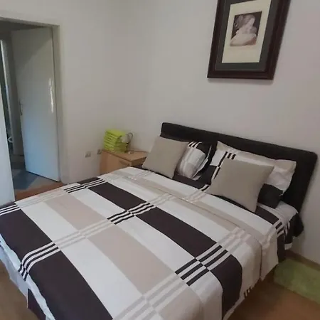 Apartment Nera *