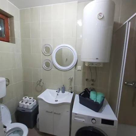Nera Apartment *